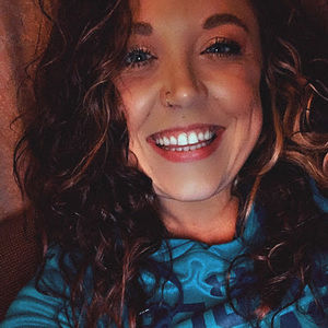 Meet your Posher, Tiffany